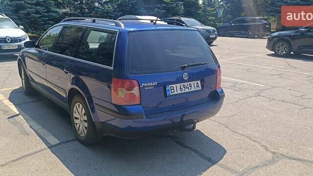 Синий Фольксваген Пассат, объемом двигателя 1.6 л и пробегом 330 тыс. км за 5000 $, фото 3 на Automoto.ua