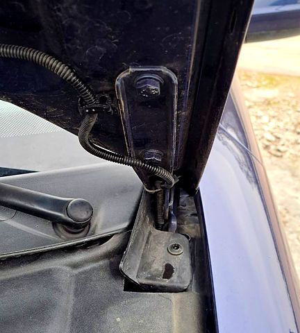 Синий Фольксваген Пассат, объемом двигателя 1.6 л и пробегом 260 тыс. км за 4200 $, фото 8 на Automoto.ua