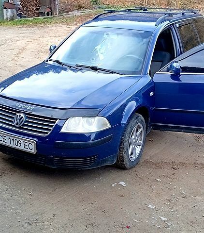 Синий Фольксваген Пассат, объемом двигателя 1.9 л и пробегом 323 тыс. км за 4300 $, фото 4 на Automoto.ua