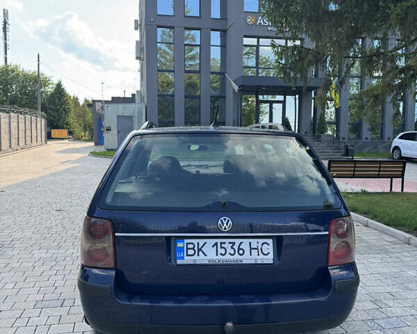 Синий Фольксваген Пассат, объемом двигателя 1.9 л и пробегом 280 тыс. км за 3350 $, фото 4 на Automoto.ua