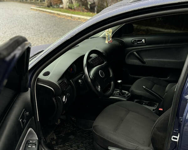 Синий Фольксваген Пассат, объемом двигателя 1.9 л и пробегом 410 тыс. км за 3500 $, фото 5 на Automoto.ua