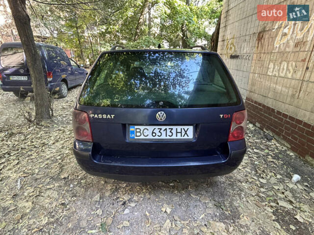 Синий Фольксваген Пассат, объемом двигателя 1.9 л и пробегом 376 тыс. км за 5000 $, фото 4 на Automoto.ua