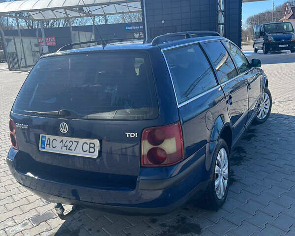 Синий Фольксваген Пассат, объемом двигателя 1.9 л и пробегом 390 тыс. км за 3200 $, фото 11 на Automoto.ua