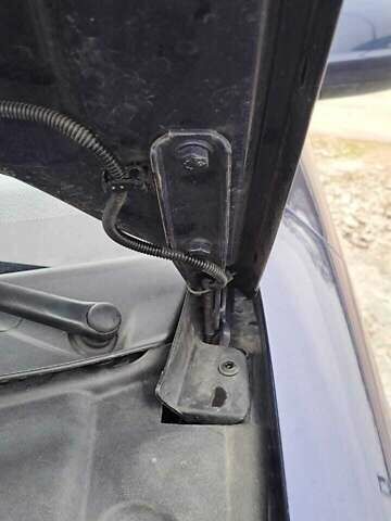 Синий Фольксваген Пассат, объемом двигателя 1.6 л и пробегом 268 тыс. км за 4100 $, фото 7 на Automoto.ua