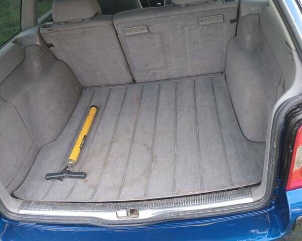 Синий Фольксваген Пассат, объемом двигателя 1.9 л и пробегом 400 тыс. км за 3400 $, фото 5 на Automoto.ua