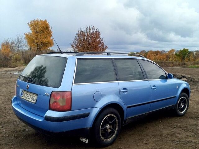 Синий Фольксваген Пассат, объемом двигателя 1.9 л и пробегом 340 тыс. км за 4200 $, фото 2 на Automoto.ua