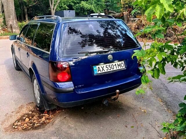 Синий Фольксваген Пассат, объемом двигателя 1.6 л и пробегом 385 тыс. км за 4500 $, фото 3 на Automoto.ua