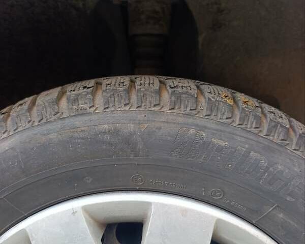 Синий Фольксваген Пассат, объемом двигателя 1.6 л и пробегом 320 тыс. км за 4500 $, фото 23 на Automoto.ua