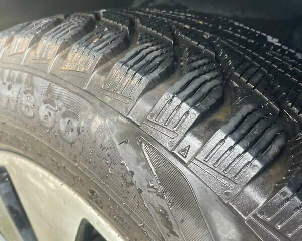 Синий Фольксваген Пассат, объемом двигателя 1.78 л и пробегом 297 тыс. км за 4500 $, фото 10 на Automoto.ua