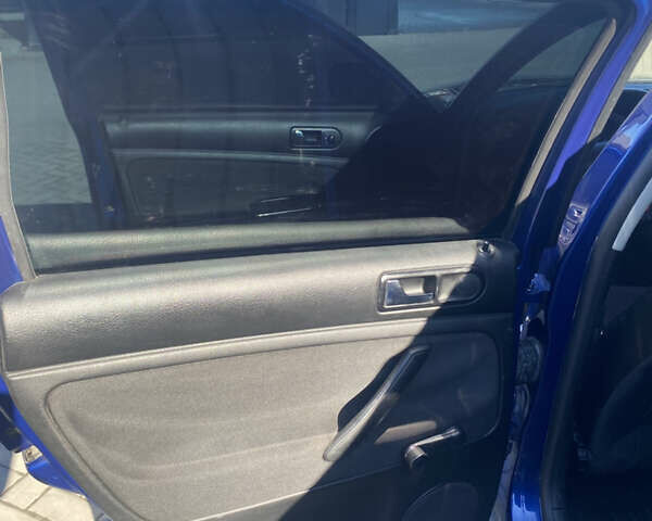 Синій Фольксваген Пассат, об'ємом двигуна 1.6 л та пробігом 228 тис. км за 4900 $, фото 18 на Automoto.ua