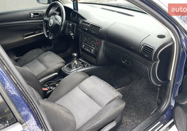 Синій Фольксваген Пассат, об'ємом двигуна 1.98 л та пробігом 230 тис. км за 3000 $, фото 9 на Automoto.ua