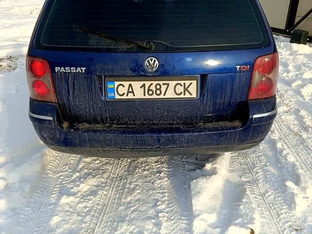 Синий Фольксваген Пассат, объемом двигателя 1.9 л и пробегом 324 тыс. км за 5300 $, фото 3 на Automoto.ua