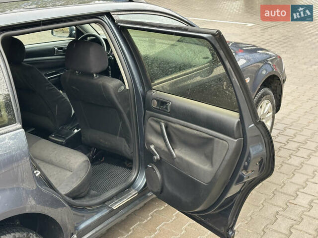 Синий Фольксваген Пассат, объемом двигателя 1.9 л и пробегом 384 тыс. км за 4200 $, фото 18 на Automoto.ua