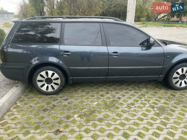 Синий Фольксваген Пассат, объемом двигателя 1.78 л и пробегом 297 тыс. км за 4500 $, фото 8 на Automoto.ua