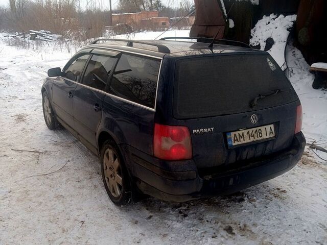 Синий Фольксваген Пассат, объемом двигателя 1.8 л и пробегом 260 тыс. км за 3600 $, фото 2 на Automoto.ua