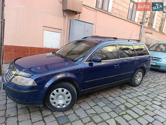 Синий Фольксваген Пассат, объемом двигателя 1.6 л и пробегом 320 тыс. км за 4500 $, фото 40 на Automoto.ua