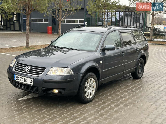 Синий Фольксваген Пассат, объемом двигателя 1.9 л и пробегом 384 тыс. км за 4200 $, фото 2 на Automoto.ua