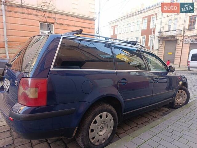 Синий Фольксваген Пассат, объемом двигателя 1.6 л и пробегом 320 тыс. км за 4500 $, фото 41 на Automoto.ua