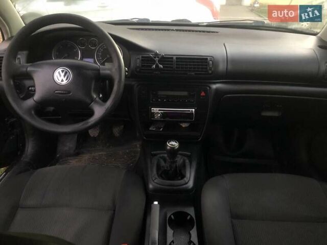 Синий Фольксваген Пассат, объемом двигателя 1.9 л и пробегом 440 тыс. км за 3000 $, фото 9 на Automoto.ua