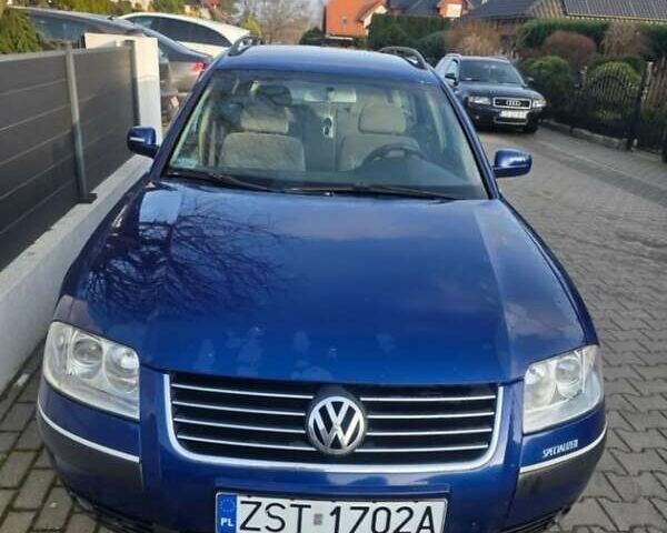 Синий Фольксваген Пассат, объемом двигателя 1.9 л и пробегом 310 тыс. км за 1600 $, фото 2 на Automoto.ua