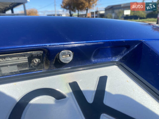 Синій Фольксваген Пассат, об'ємом двигуна 1.6 л та пробігом 228 тис. км за 4900 $, фото 23 на Automoto.ua