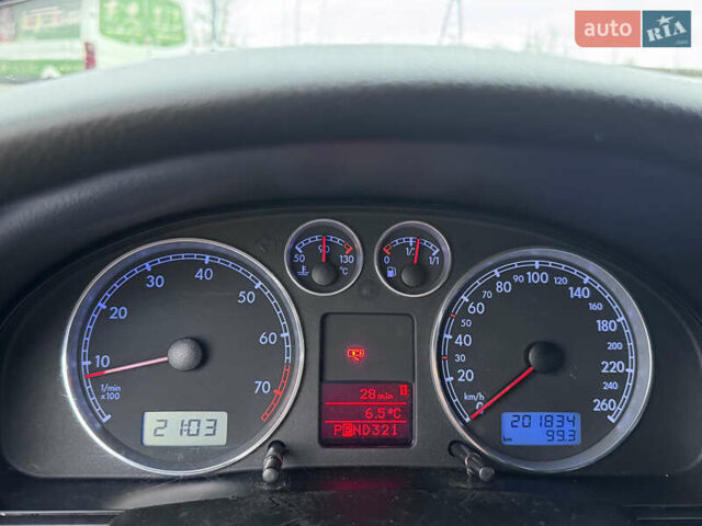 Синий Фольксваген Пассат, объемом двигателя 1.98 л и пробегом 209 тыс. км за 5500 $, фото 24 на Automoto.ua
