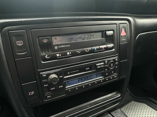 Синій Фольксваген Пассат, об'ємом двигуна 1.9 л та пробігом 380 тис. км за 2000 $, фото 7 на Automoto.ua