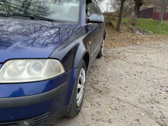 Синий Фольксваген Пассат, объемом двигателя 1.9 л и пробегом 370 тыс. км за 2399 $, фото 2 на Automoto.ua