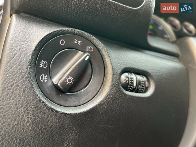 Синий Фольксваген Пассат, объемом двигателя 2 л и пробегом 310 тыс. км за 4599 $, фото 32 на Automoto.ua