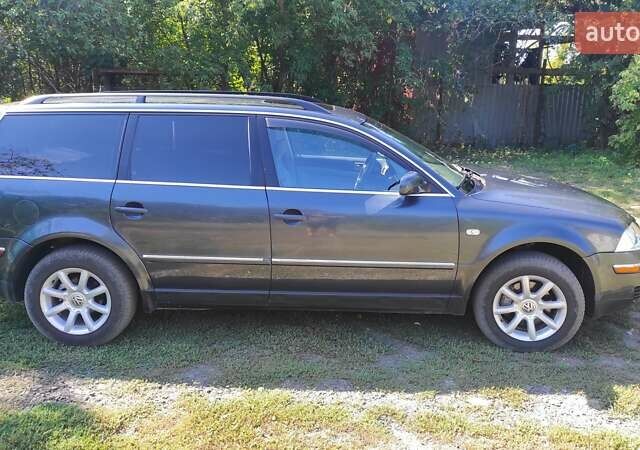 Синий Фольксваген Пассат, объемом двигателя 1.78 л и пробегом 200 тыс. км за 5200 $, фото 7 на Automoto.ua