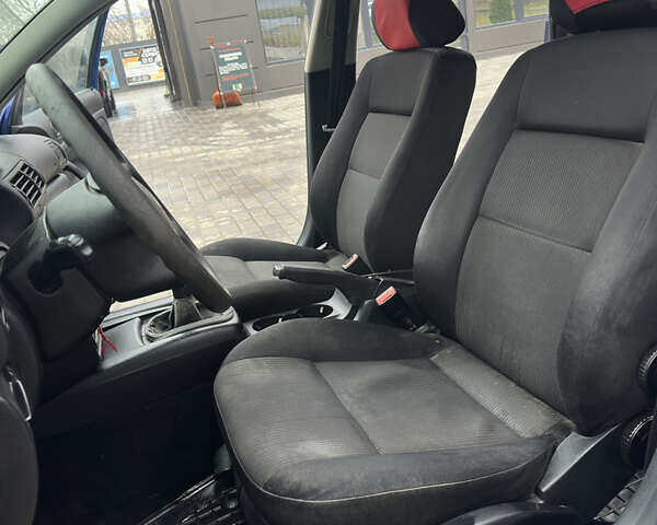 Синий Фольксваген Пассат, объемом двигателя 1.9 л и пробегом 313 тыс. км за 3999 $, фото 16 на Automoto.ua