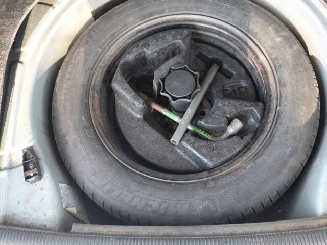 Синій Фольксваген Пассат, об'ємом двигуна 2.5 л та пробігом 232 тис. км за 4000 $, фото 11 на Automoto.ua