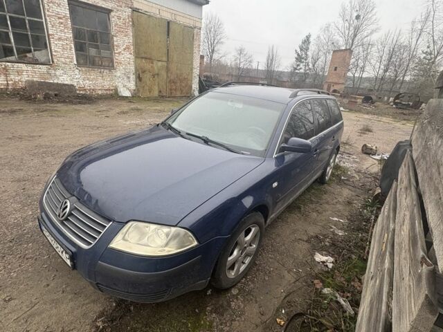 Синий Фольксваген Пассат, объемом двигателя 1.9 л и пробегом 450 тыс. км за 2800 $, фото 1 на Automoto.ua