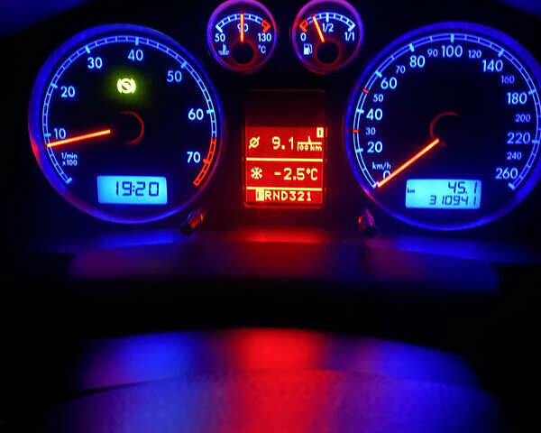 Синий Фольксваген Пассат, объемом двигателя 2 л и пробегом 310 тыс. км за 4599 $, фото 38 на Automoto.ua