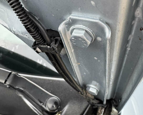 Синій Фольксваген Пассат, об'ємом двигуна 1.98 л та пробігом 197 тис. км за 4100 $, фото 18 на Automoto.ua