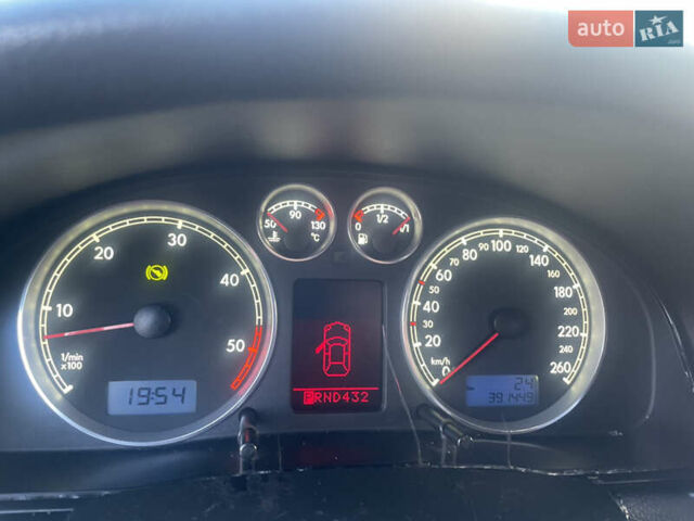 Синий Фольксваген Пассат, объемом двигателя 2.5 л и пробегом 391 тыс. км за 4200 $, фото 8 на Automoto.ua