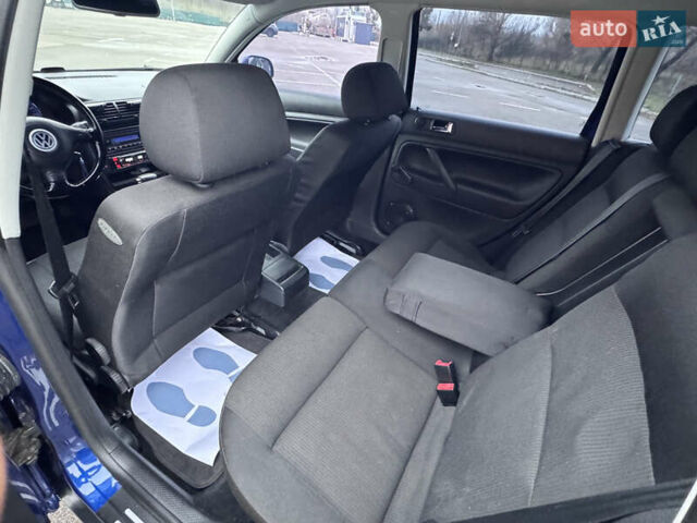 Синий Фольксваген Пассат, объемом двигателя 1.98 л и пробегом 209 тыс. км за 6200 $, фото 12 на Automoto.ua