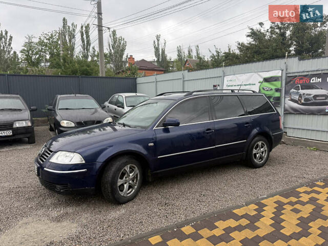 Синий Фольксваген Пассат, объемом двигателя 1.98 л и пробегом 190 тыс. км за 3999 $, фото 1 на Automoto.ua