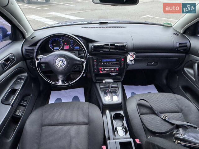 Синий Фольксваген Пассат, объемом двигателя 1.98 л и пробегом 209 тыс. км за 6200 $, фото 20 на Automoto.ua
