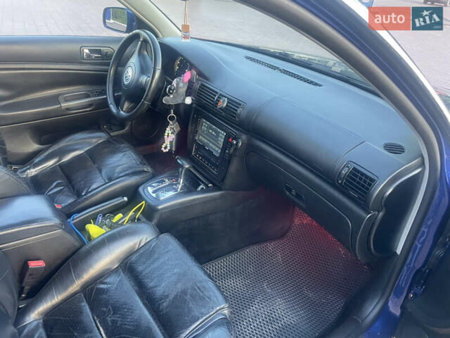 Синий Фольксваген Пассат, объемом двигателя 2.5 л и пробегом 391 тыс. км за 4200 $, фото 9 на Automoto.ua