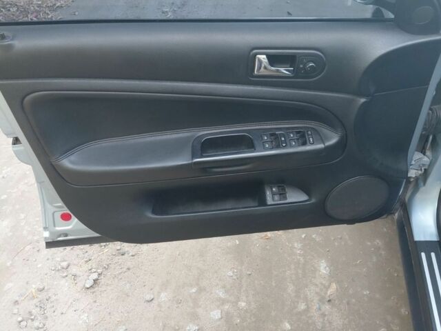 Синій Фольксваген Пассат, об'ємом двигуна 2.5 л та пробігом 232 тис. км за 4000 $, фото 10 на Automoto.ua