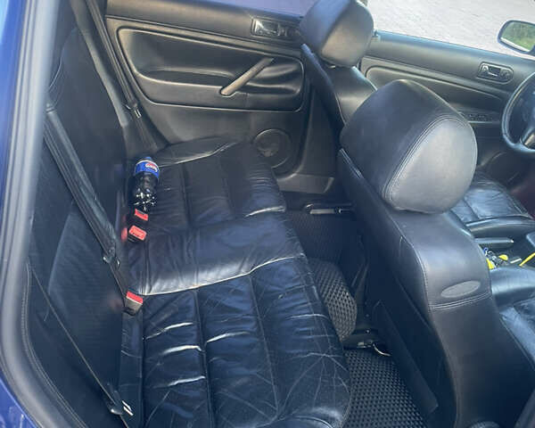 Синий Фольксваген Пассат, объемом двигателя 2.5 л и пробегом 391 тыс. км за 4200 $, фото 12 на Automoto.ua