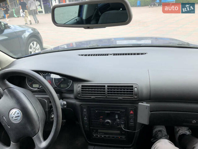 Синий Фольксваген Пассат, объемом двигателя 1.9 л и пробегом 347 тыс. км за 4100 $, фото 10 на Automoto.ua