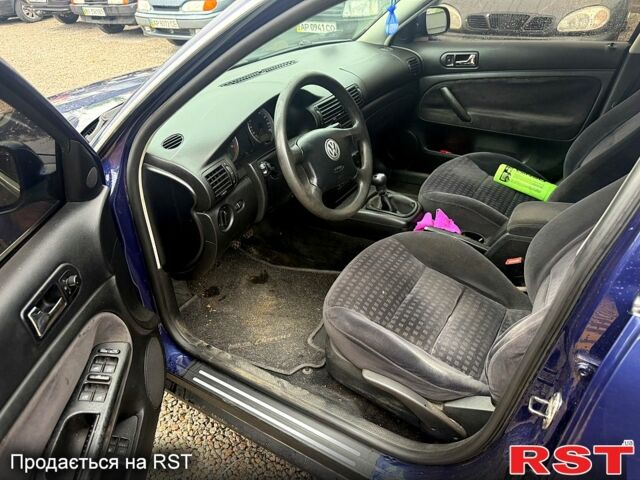 Синій Фольксваген Пассат, об'ємом двигуна 2 л та пробігом 190 тис. км за 4500 $, фото 3 на Automoto.ua