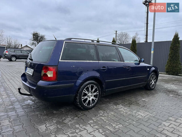 Синий Фольксваген Пассат, объемом двигателя 1.78 л и пробегом 273 тыс. км за 2350 $, фото 2 на Automoto.ua