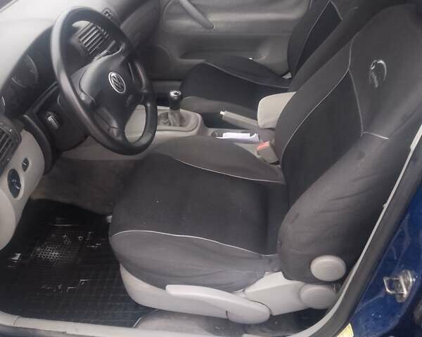 Синій Фольксваген Пассат, об'ємом двигуна 1.78 л та пробігом 231 тис. км за 3500 $, фото 12 на Automoto.ua