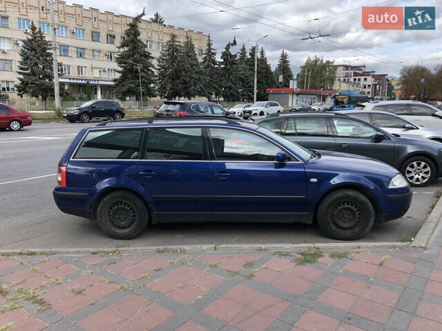 Синий Фольксваген Пассат, объемом двигателя 1.9 л и пробегом 347 тыс. км за 4100 $, фото 3 на Automoto.ua