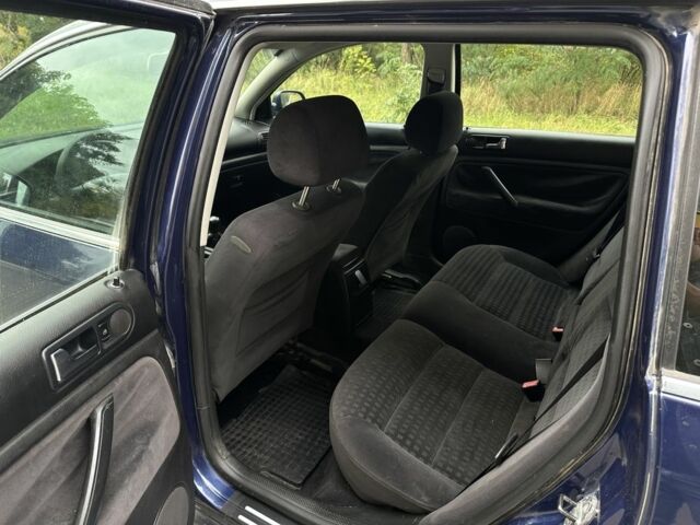 Синій Фольксваген Пассат, об'ємом двигуна 1.9 л та пробігом 380 тис. км за 2000 $, фото 11 на Automoto.ua