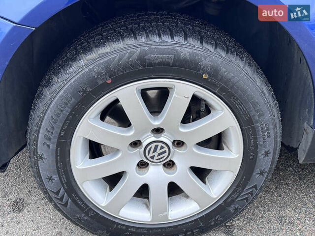 Синий Фольксваген Пассат, объемом двигателя 1.98 л и пробегом 209 тыс. км за 5500 $, фото 9 на Automoto.ua