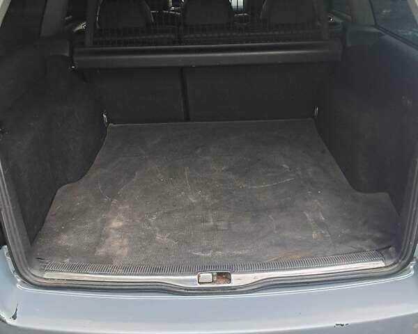 Синий Фольксваген Пассат, объемом двигателя 2.5 л и пробегом 233 тыс. км за 4300 $, фото 11 на Automoto.ua